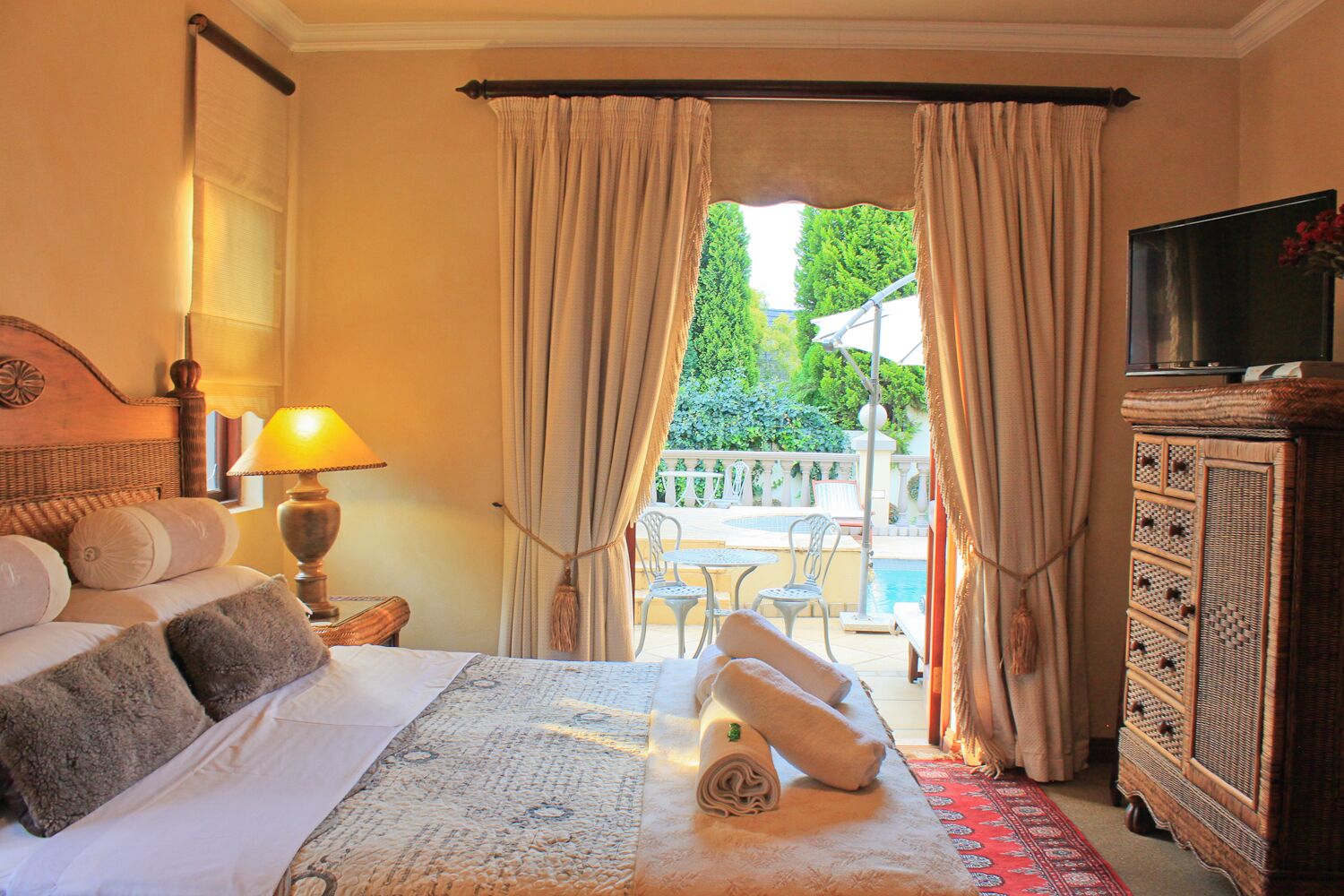 Superior Double Room | Down comforters, pillowtop beds, in-room safe, individually decorated