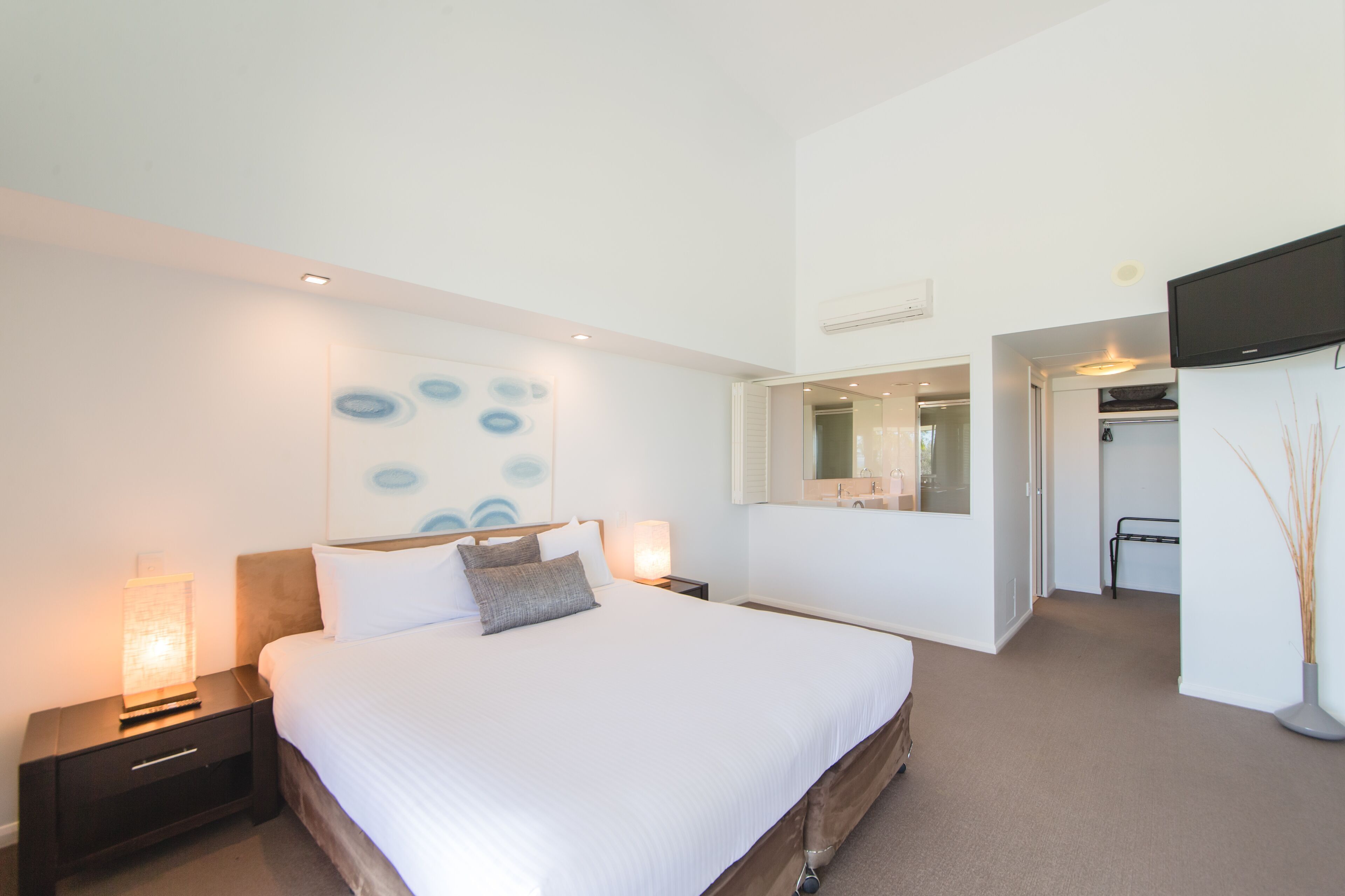 Individually decorated, individually furnished, soundproofing