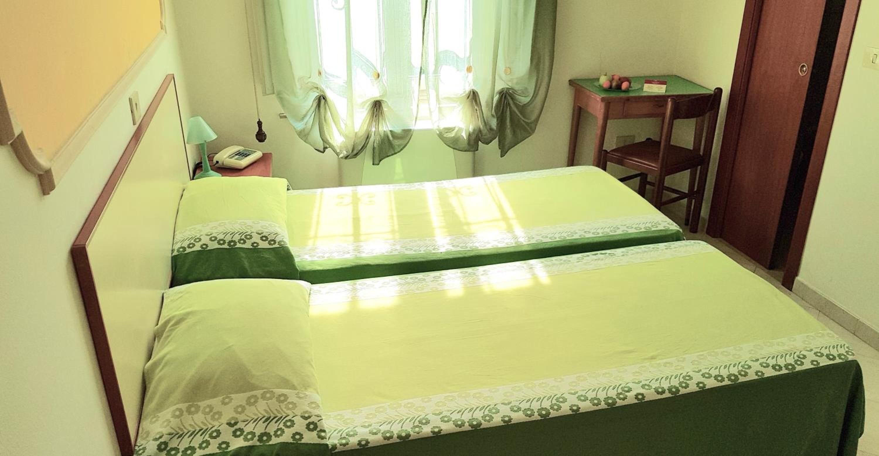 1 bedroom, in-room safe, desk, free wifi