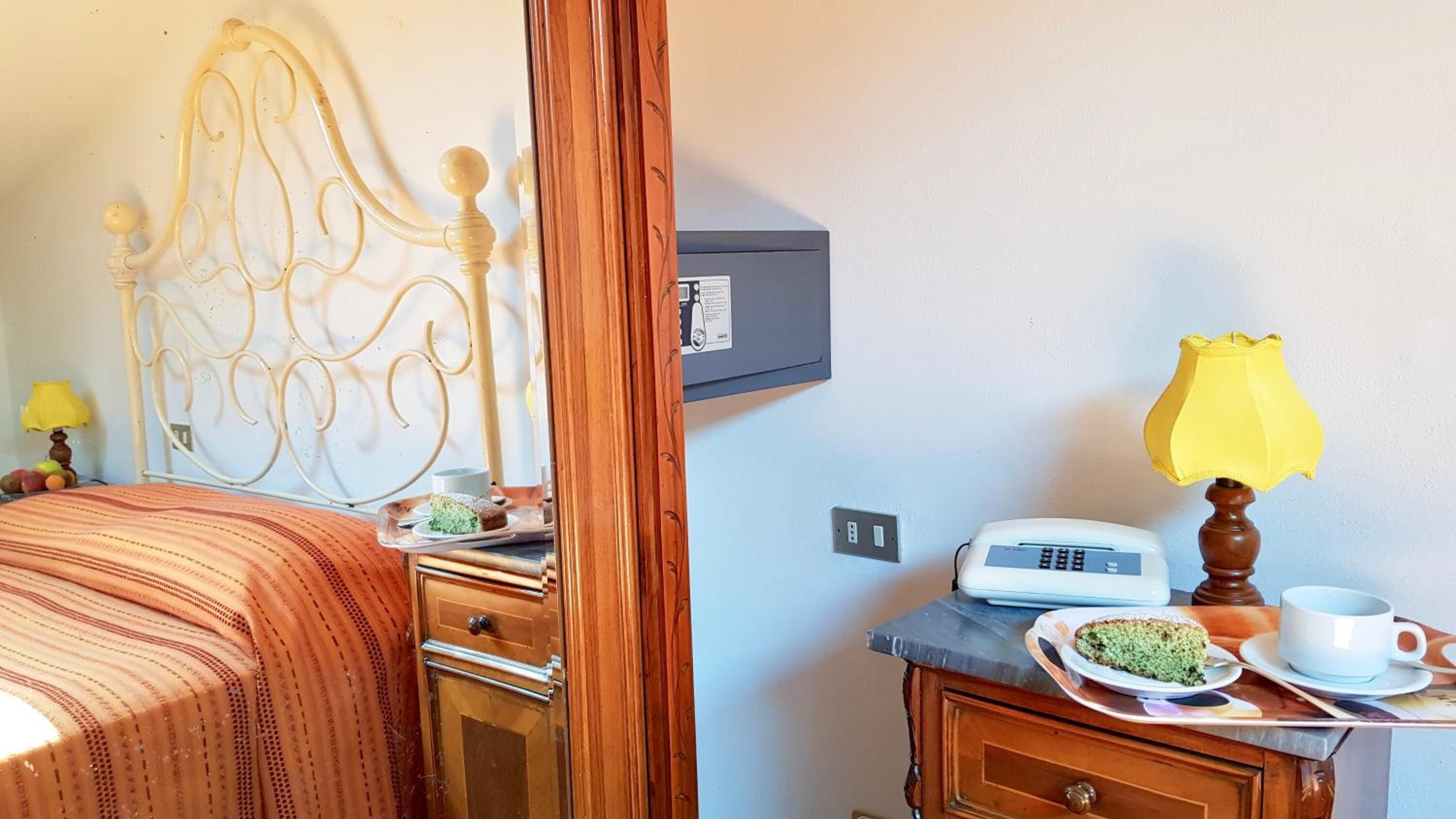 1 bedroom, in-room safe, desk, free wifi