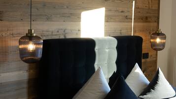 Kamar Double Superior, 1 Tempat Tidur King, Bebas Asap Rokok | Meja kerja, kedap suara, setrika/meja setrika, dan Wi-Fi gratis
