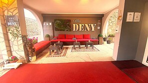 Front of property - Villa Deny  (Mostar)