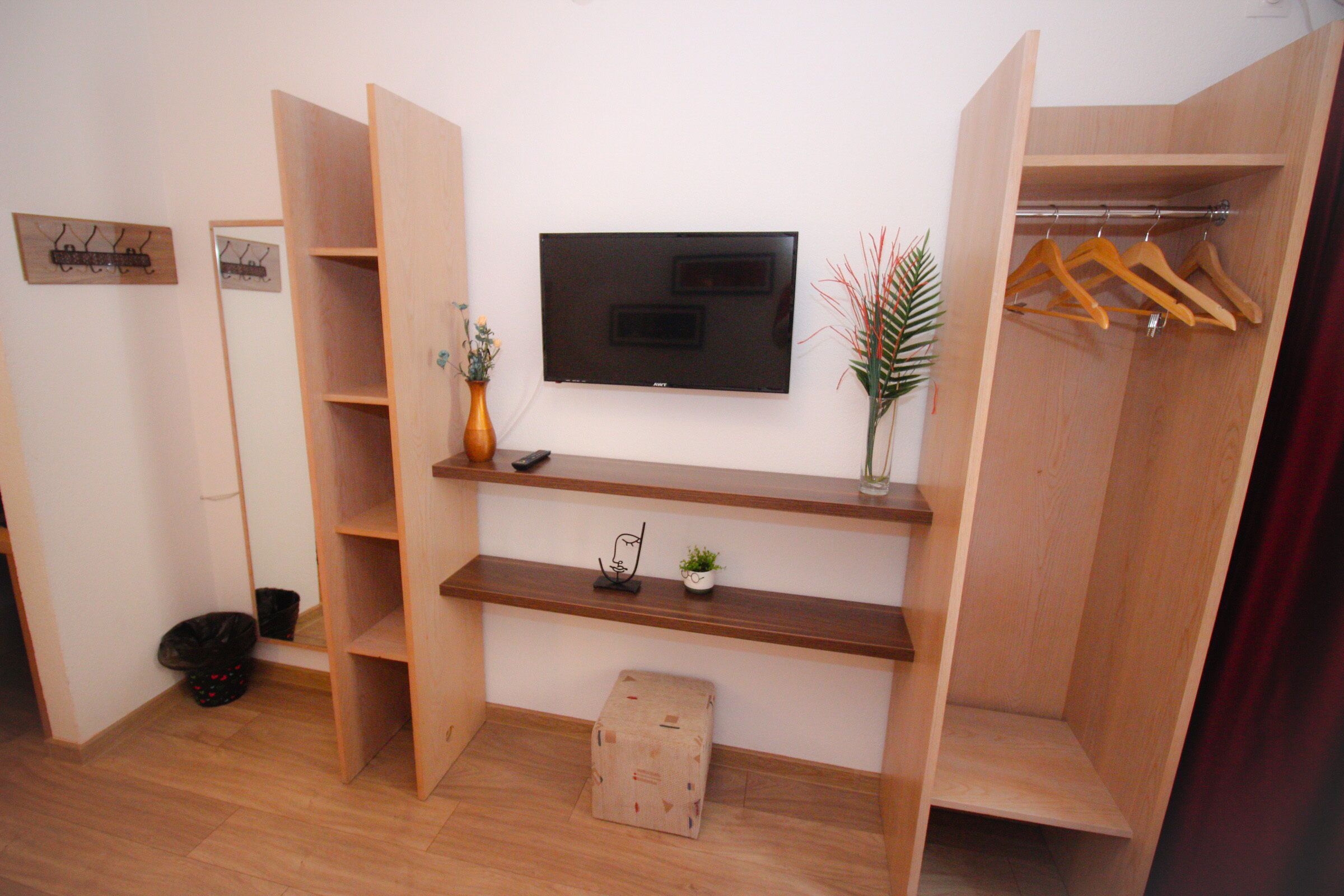 standard twin room | 1 bedroom, minibar, individually decorated, individually furnished