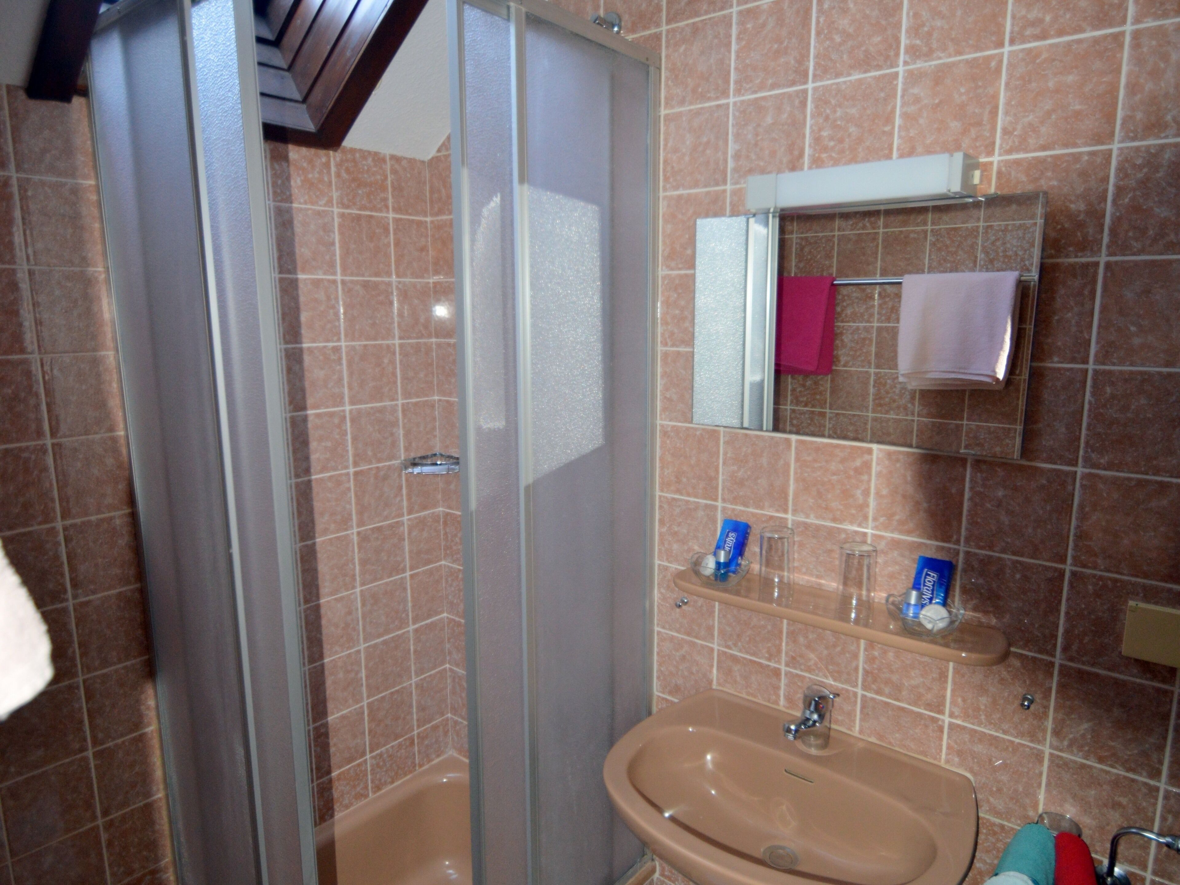 deluxe double room, ensuite, garden view (mit balkon) | bathroom