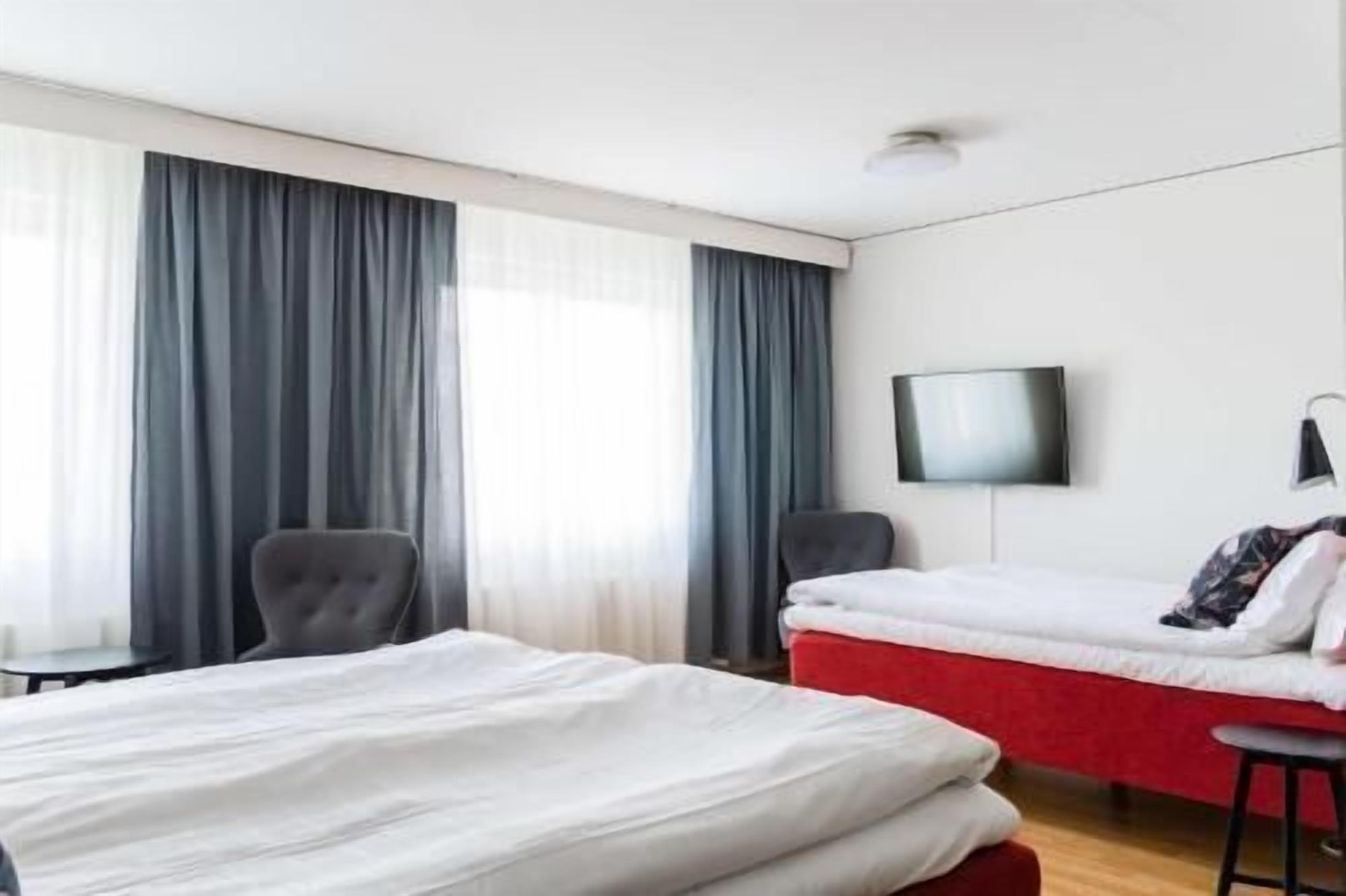 Con stile personalizzato, con arredamento individuale, una scrivania