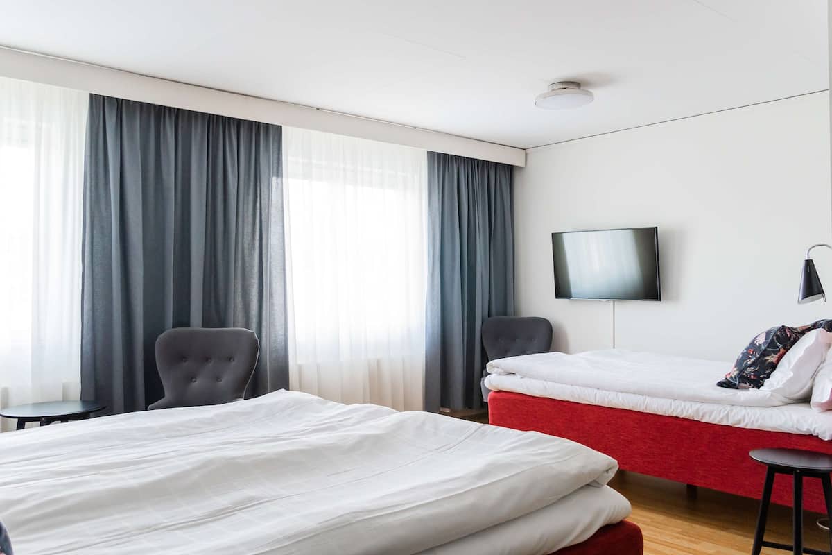 Chambre Familiale, plusieurs lits, non-fumeur