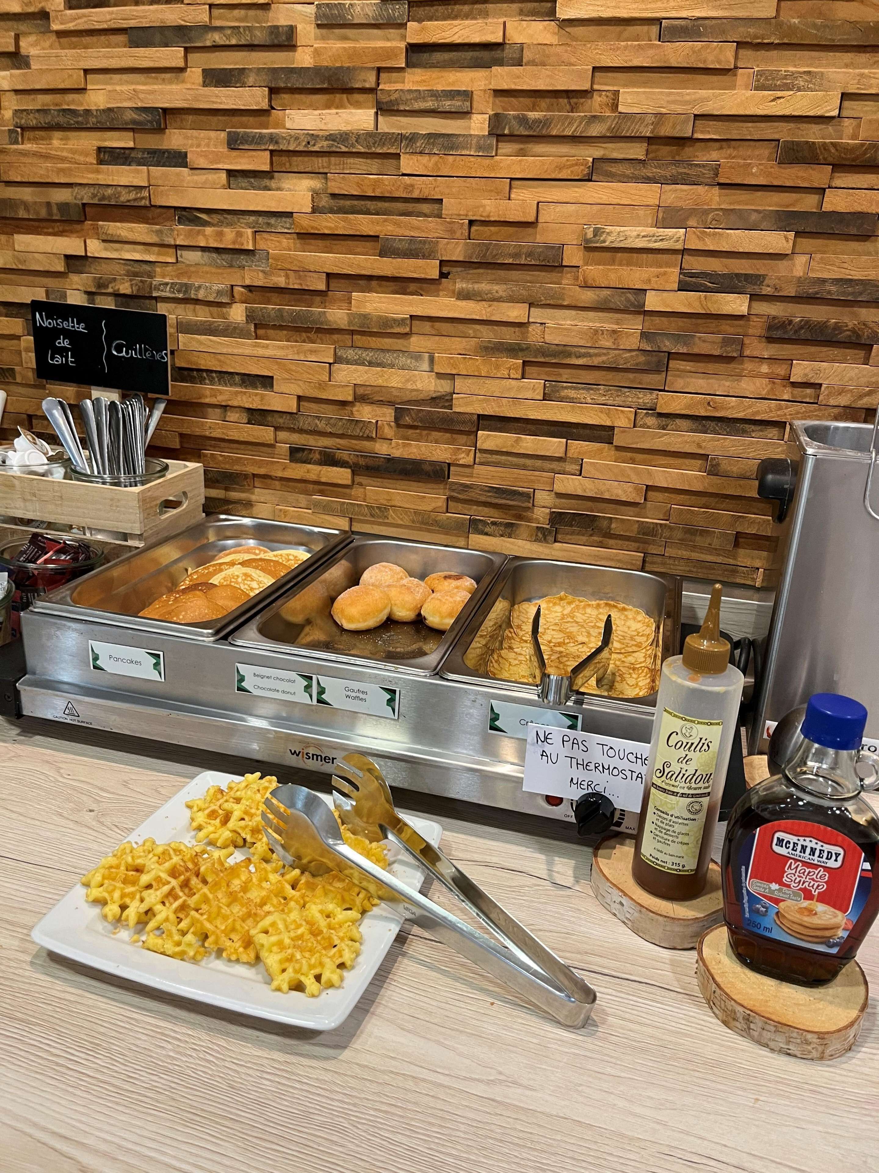 daily buffet breakfast (eur 15 per person)