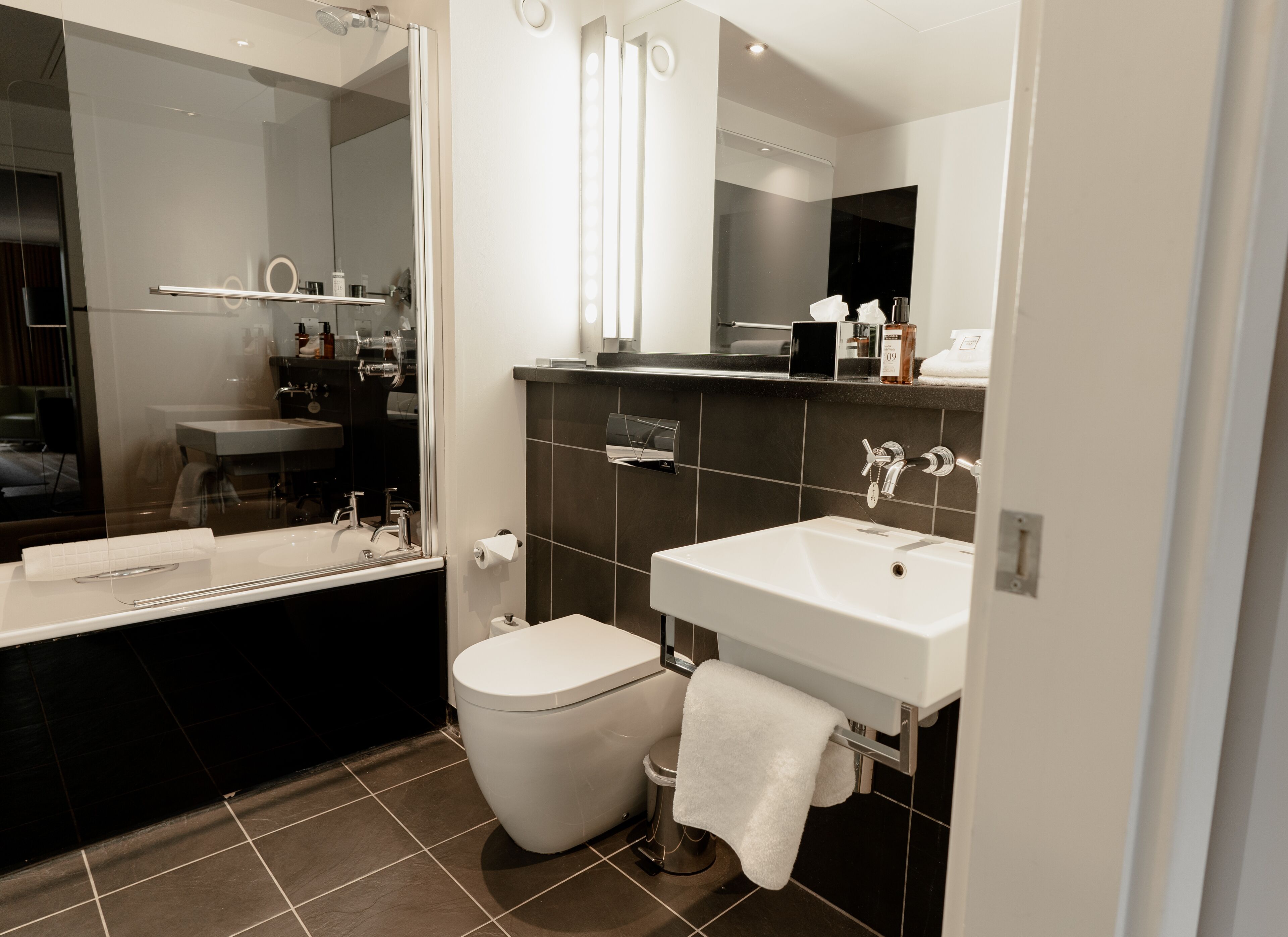 desirable double room | bathroom | shower, free toiletries, towels