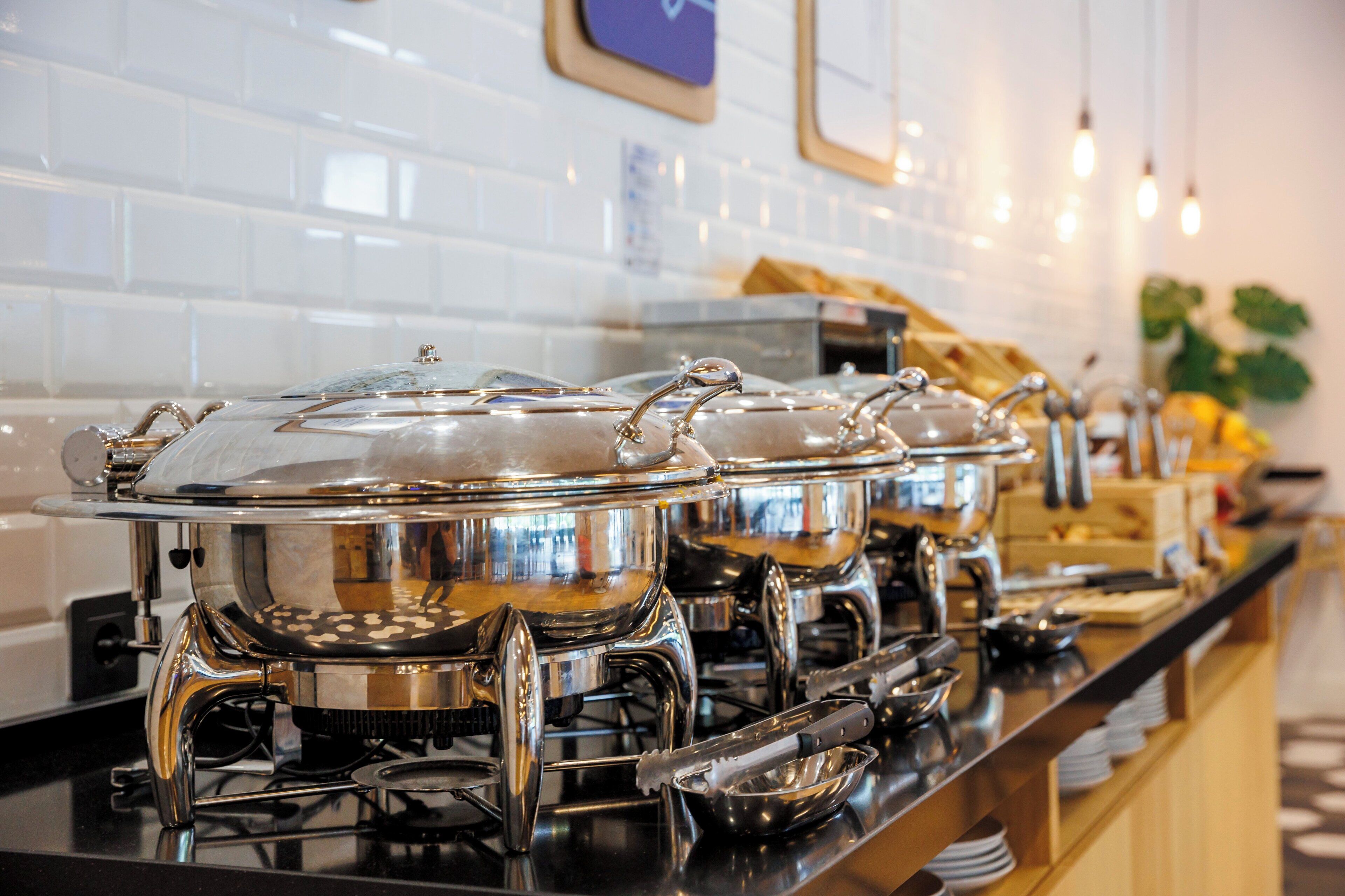 Free buffet breakfast on weekends
