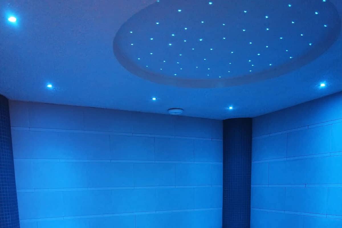 couples treatment room(s), sauna, steam room, body treatments