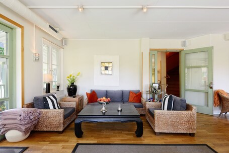 Maude's Hotel Enskede Stockholm - view 2