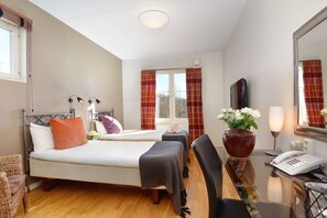 Superior Double Room, Garden View | Pillow-top beds, desk, blackout curtains, rollaway beds - Maude's Hotel Enskede Stockholm (Enskede)