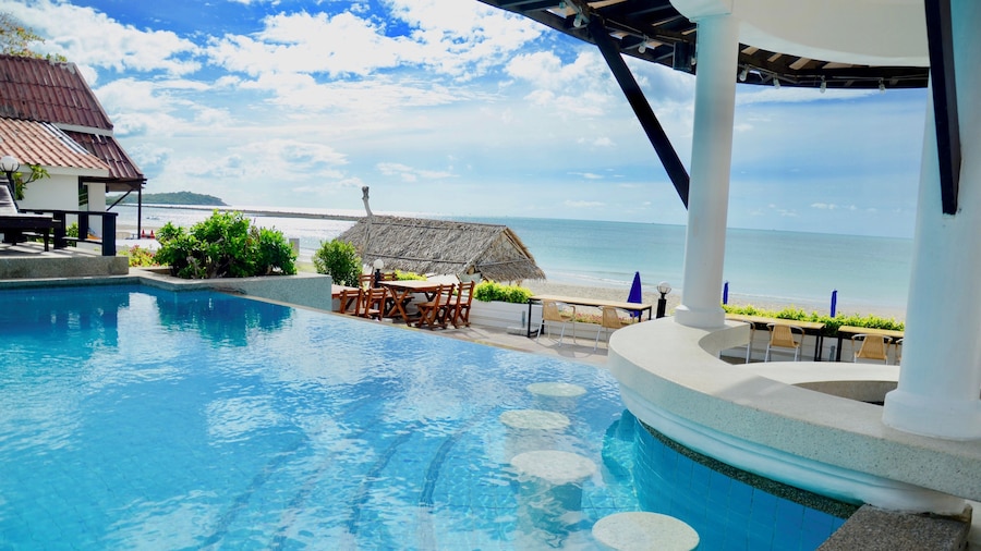 Al's Resort