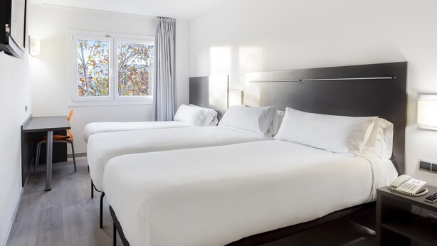 Dreibettzimmer