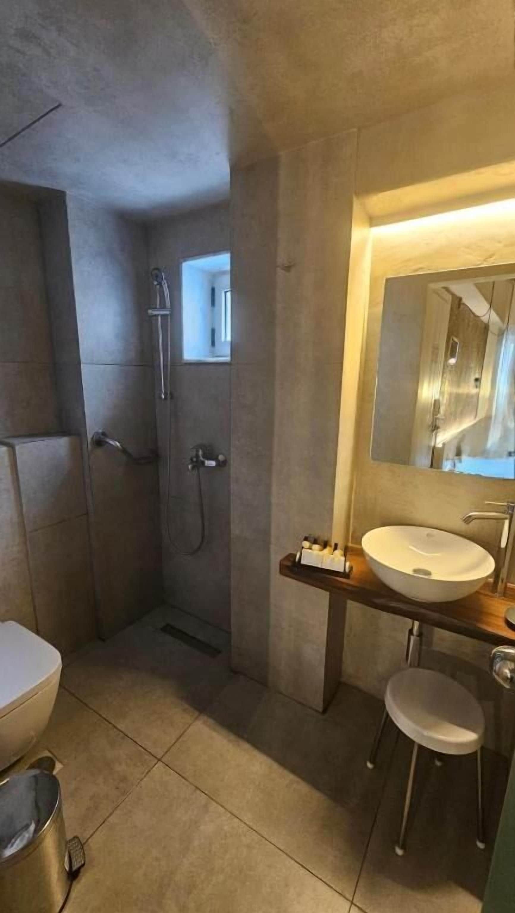 Photo - Atlantis Boutique City Hotel