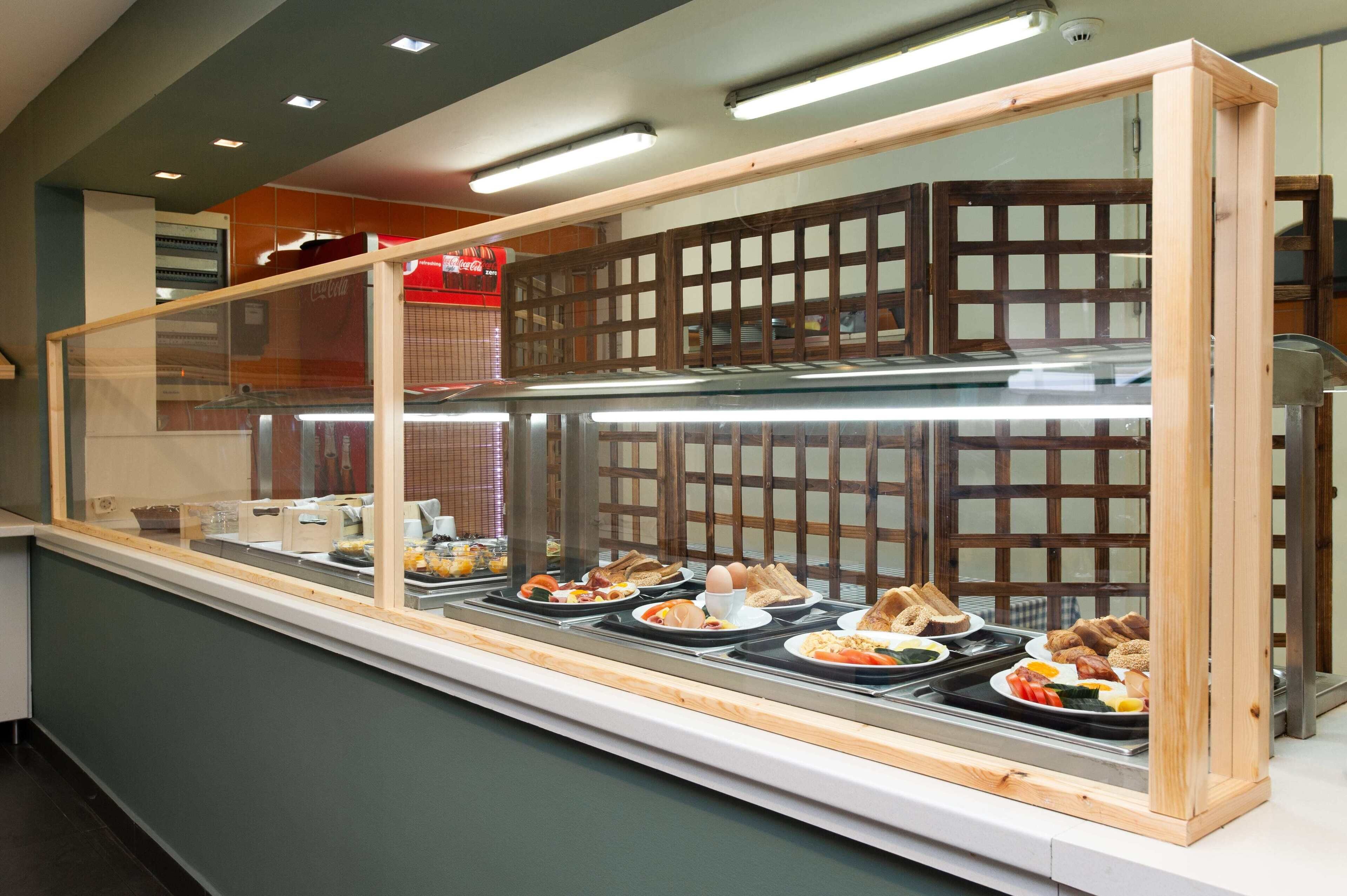 breakfast, lunch, dinner served; greek cuisine