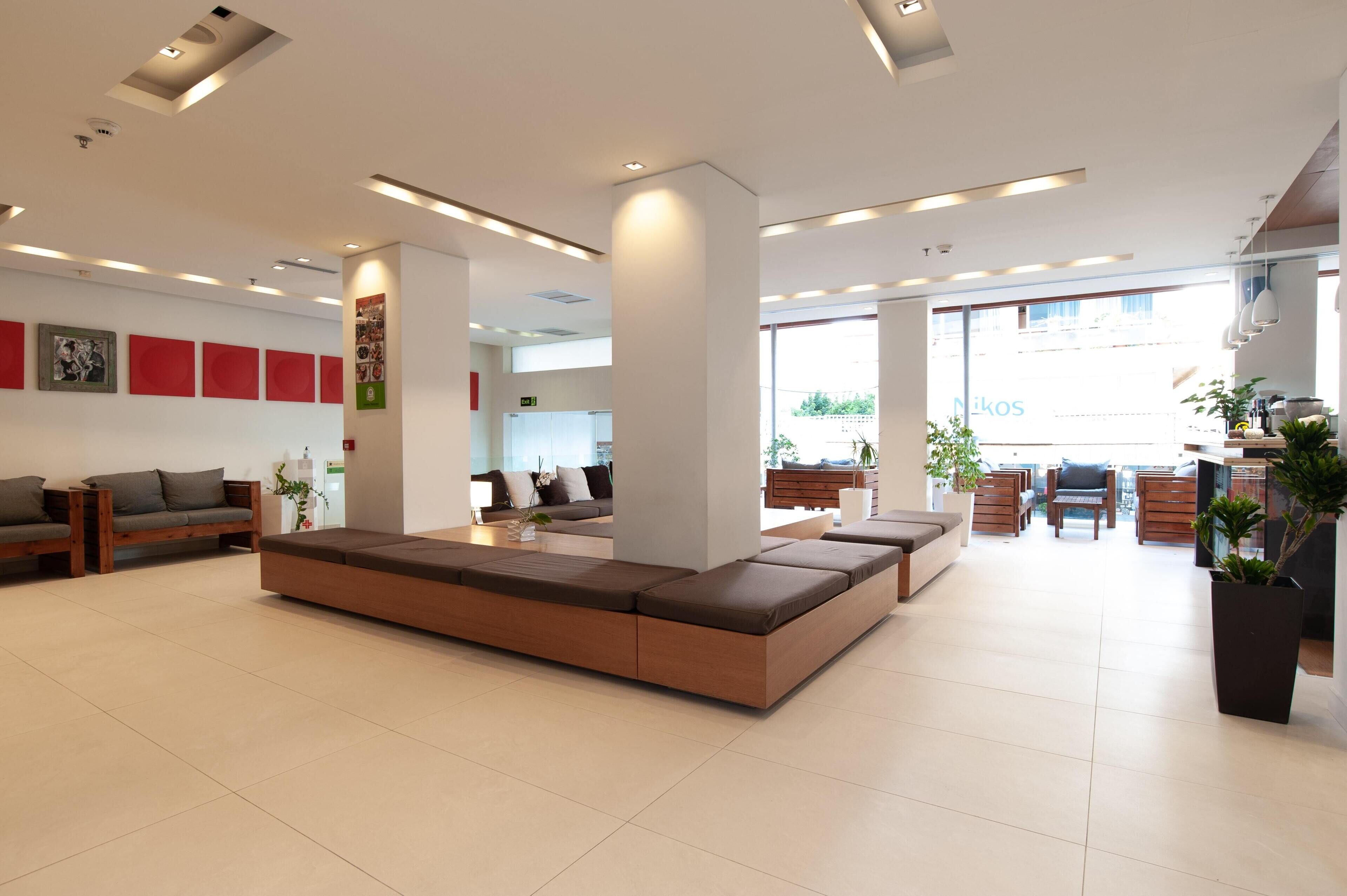 20-inch flat-screen tv with satellite channels, tv