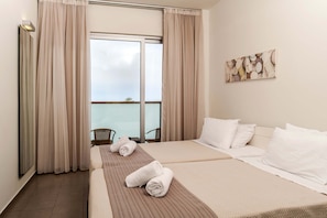 Literie de qualité supérieure, coffres-forts dans les chambres, bureau