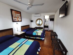 Standard Double Room, 1 Bedroom | Premium bedding, pillowtop beds, in-room safe, individually decorated