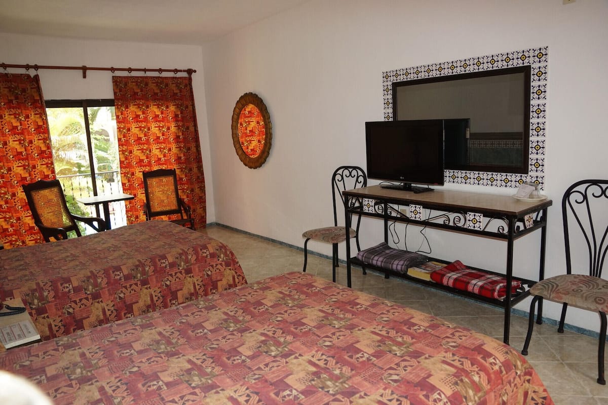 Premium bedding, pillowtop beds, in-room safe, desk