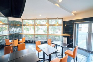 Lobby lounge - Urbain Hiroshima Executive (Hiroshima)