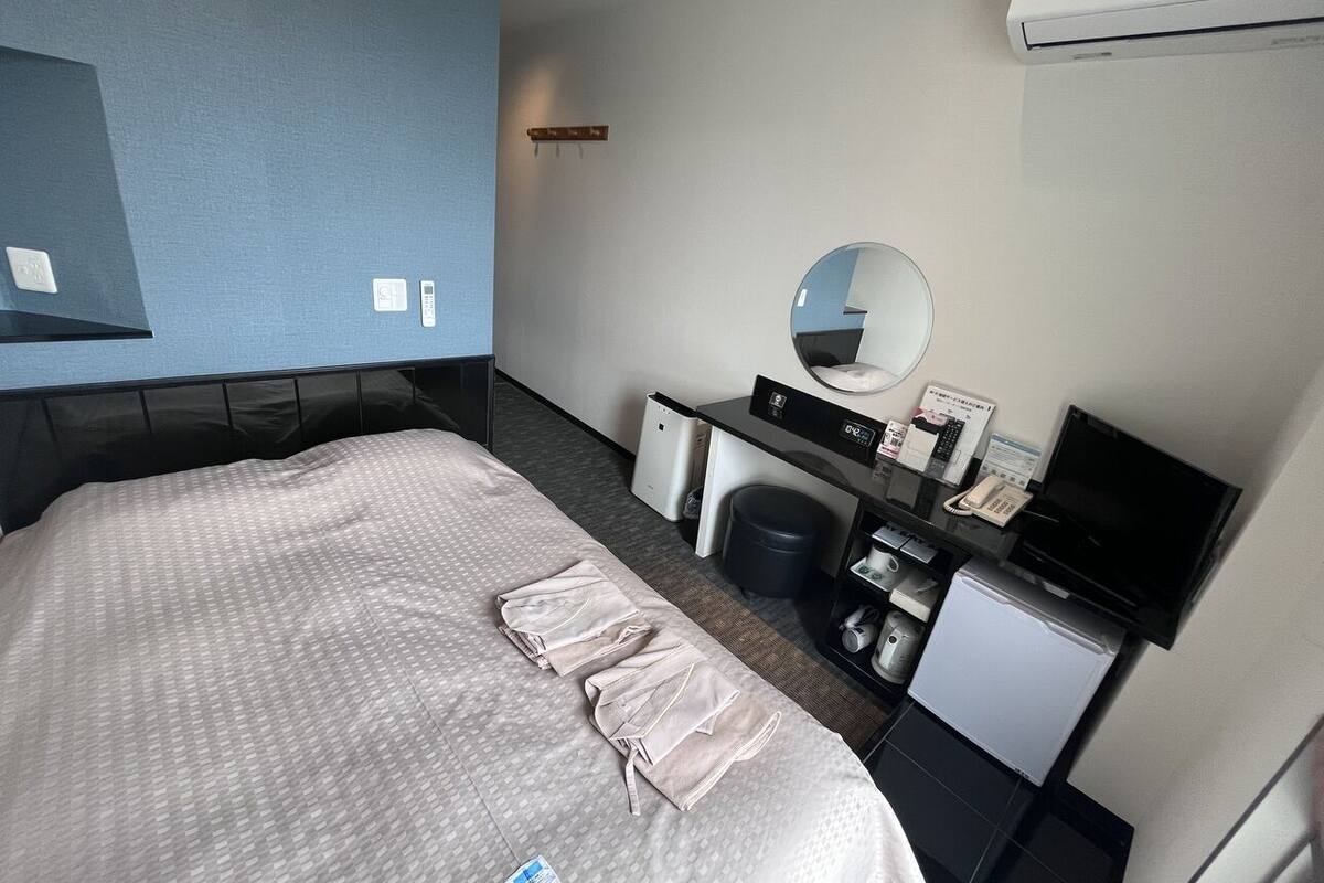 ผ้านวมขนเป็ด, โต๊ะทำงาน, Wi-Fi ฟรี, ผ้าปูที่นอน