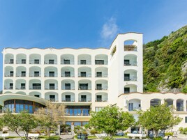 숙박 시설 정면