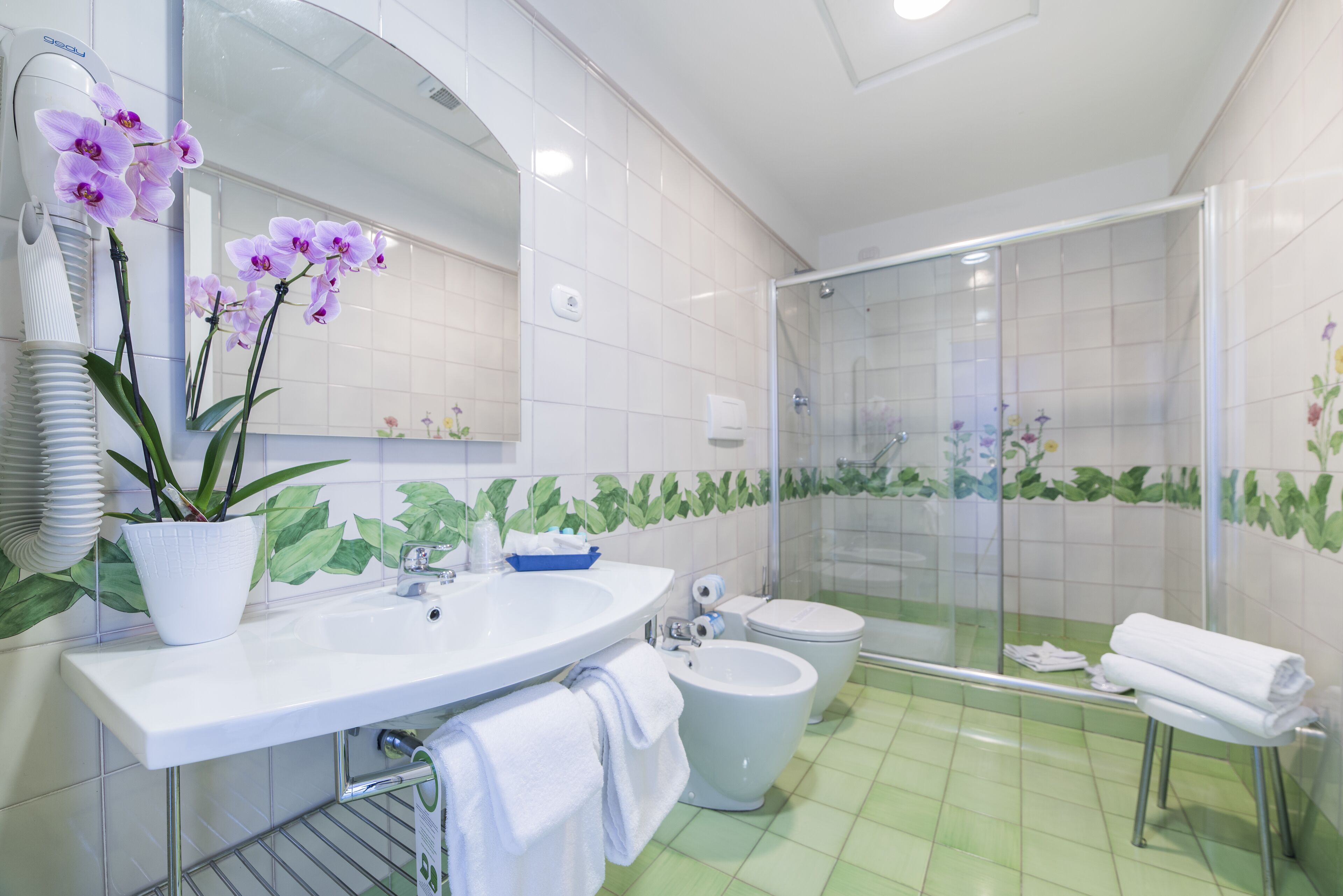 minibar, in-room safe, desk, cots/infant beds