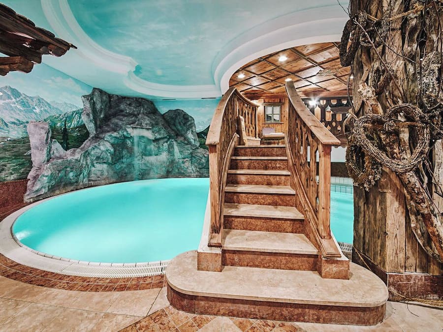 Badstue, kroppsbehandlinger, kroppsinnpakning og kroppsskrubb