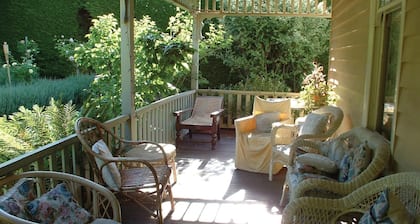 Mooltan House