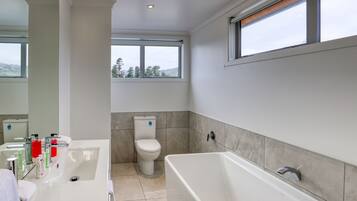 Miljøvenlige toiletartikler, hårtørrer, håndklæder, Sæbe