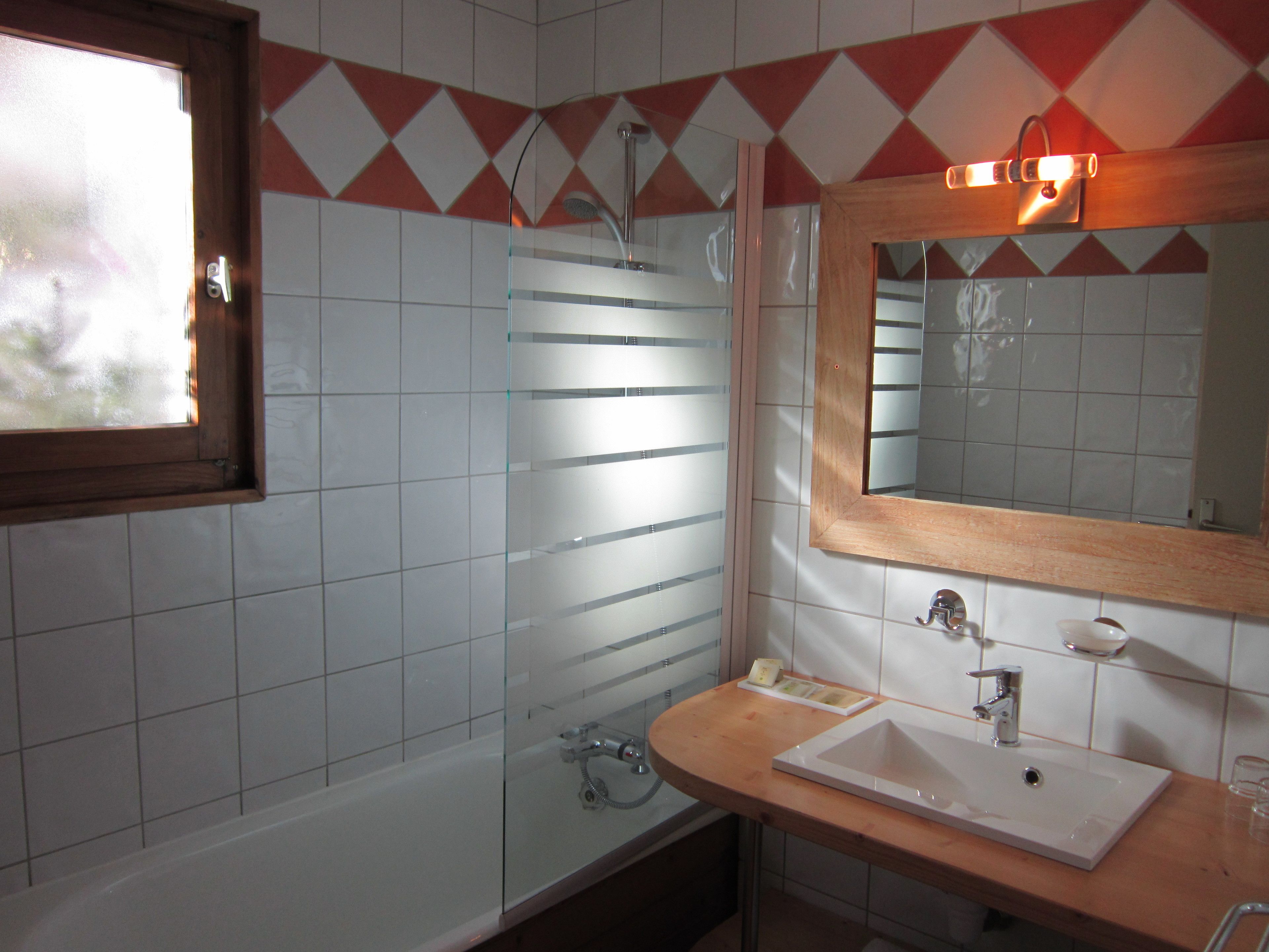 in-room business centre