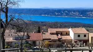 Comfort Double Room, Ensuite, Lake View (chambre double balcon) | Exterior - Gabrielle Hotel (Aiguines)