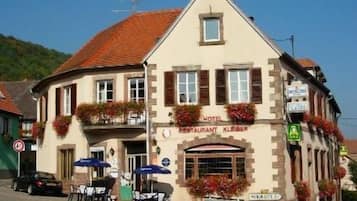 واجهة المنشأة