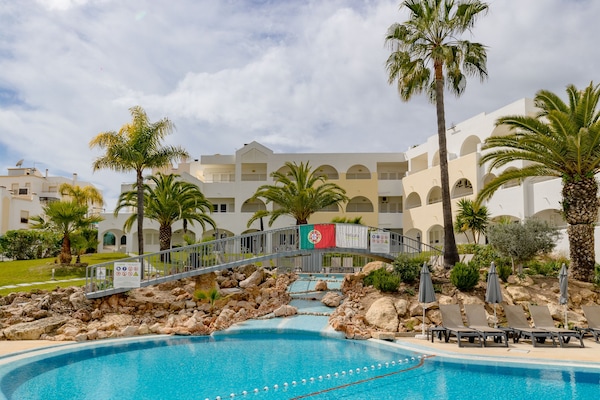 Outdoor pool, pool umbrellas