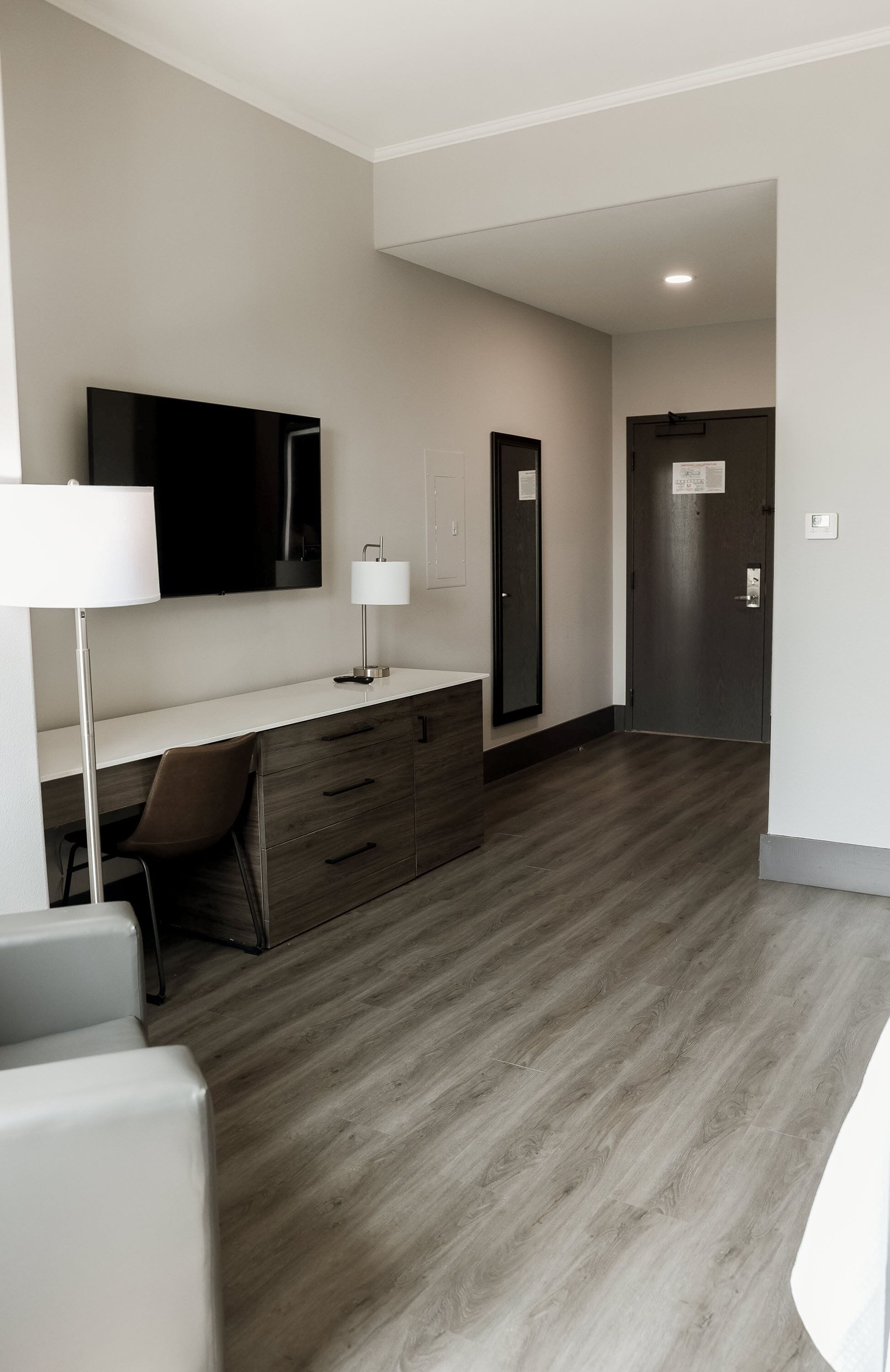 premium bedding, in-room safe, desk, blackout curtains