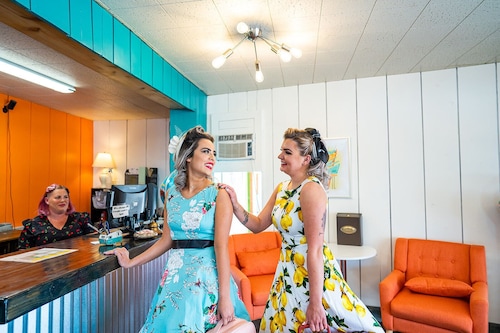 The Atomic Blue Motor-Inn