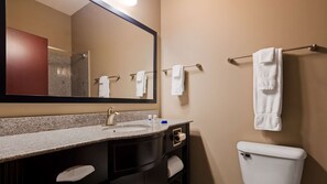Hair dryer, towels, soap, shampoo - Best Western Abbeville Inn & Suites (Abbeville)