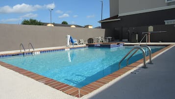 Piscina all'aperto