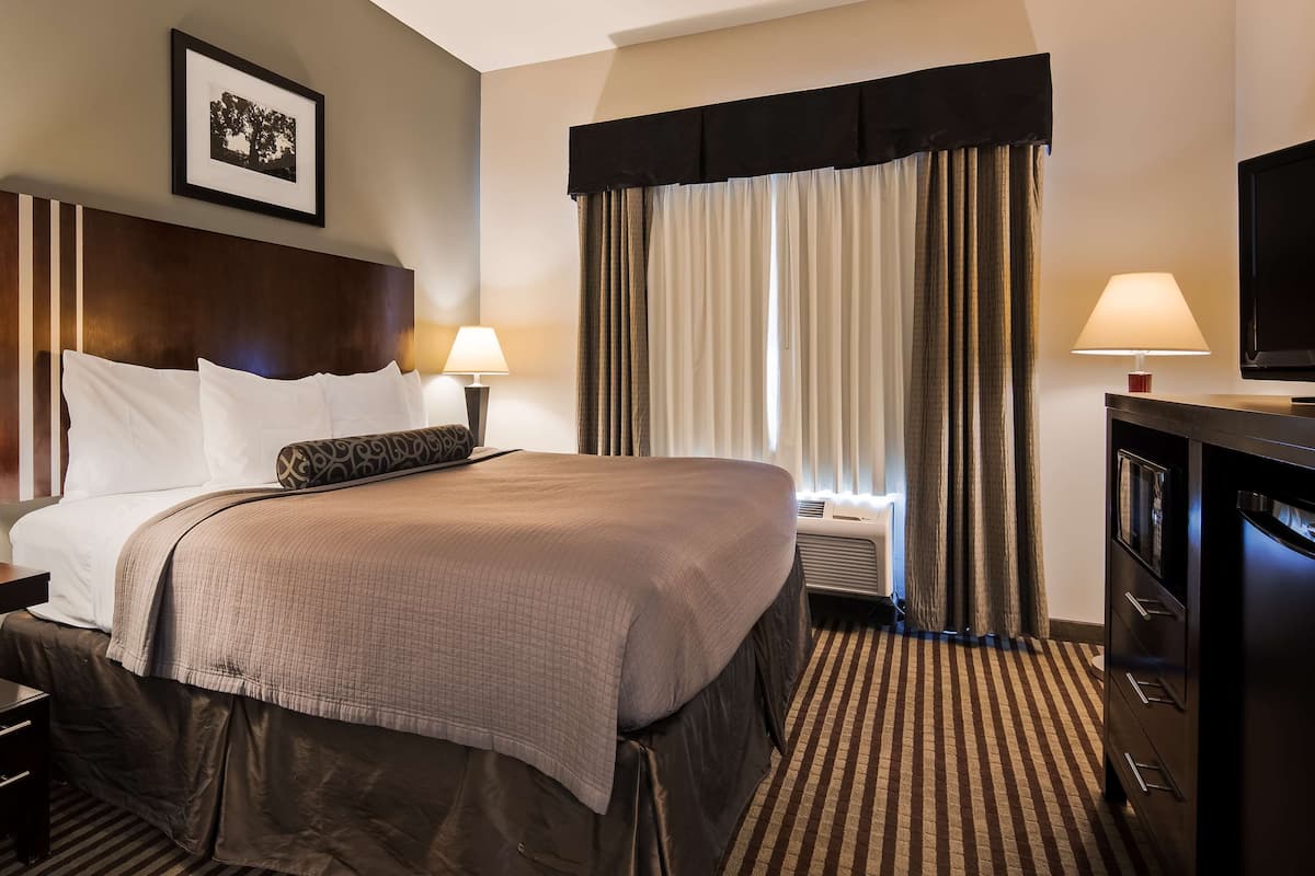 Surmatelas, coffres-forts dans les chambres, bureau