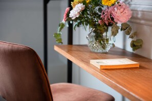 In-room safe, desk, soundproofing, iron/ironing board - Hotel de la Porte Dorée (Paris)