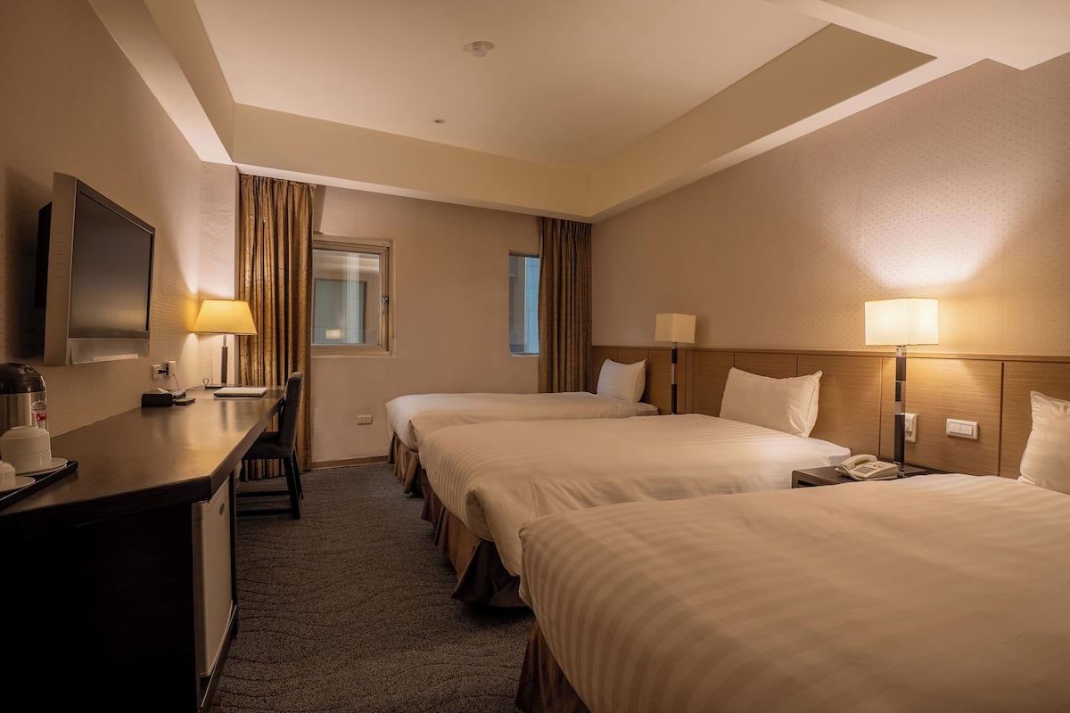 Deluxe Triple Room