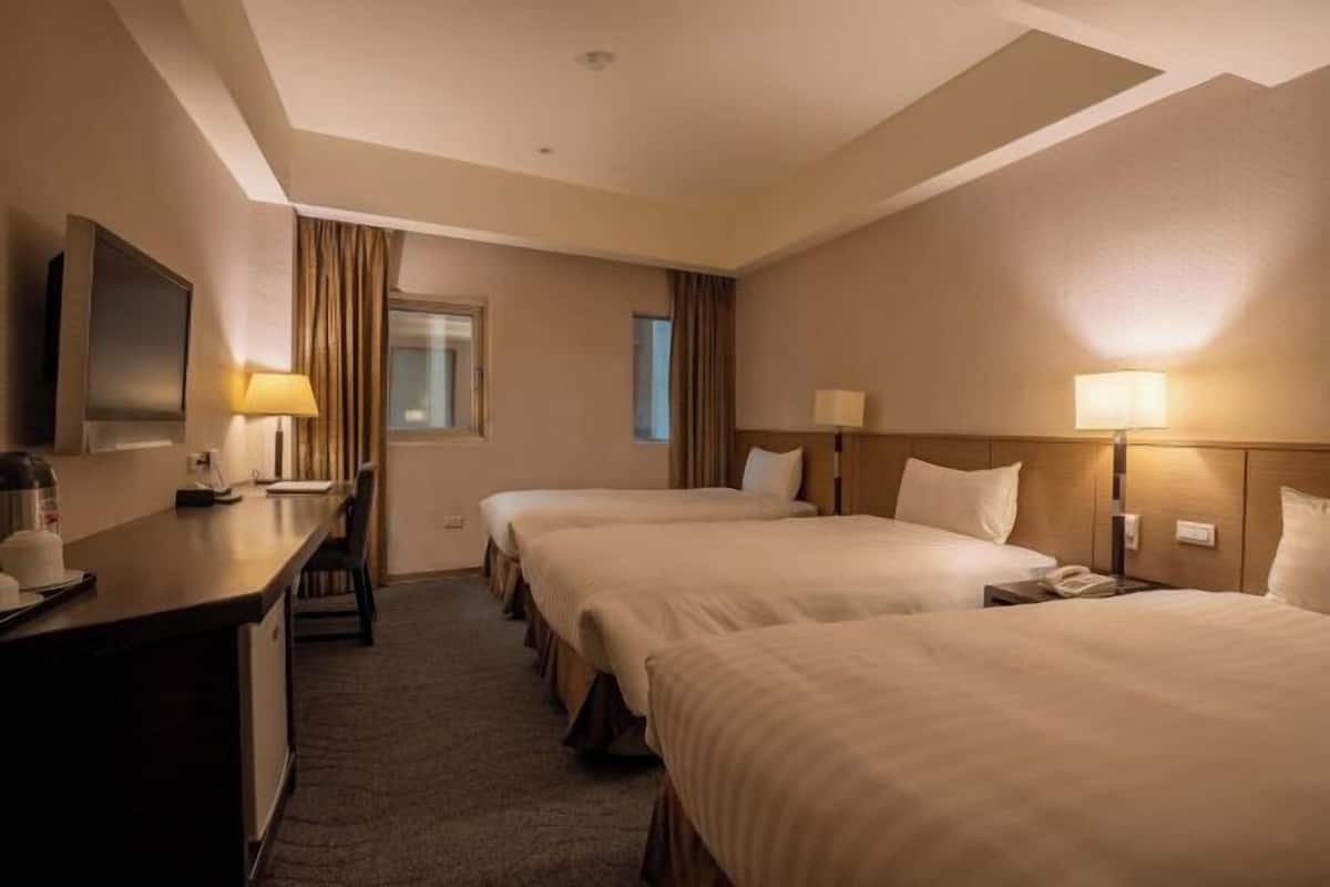 1 habitación, cortinas blackout y insonorización