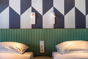 Triple Room, 3 Single Beds | In-room safe, free WiFi, bed sheets - Hotel Tourist Inn  (Amsterdam)