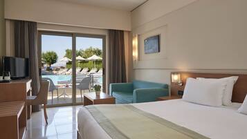 Standard Room Sea View | 2 bedrooms, in-room safe, individually decorated, individually furnished