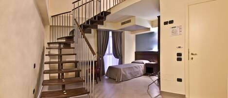 In-room safe, desk, free WiFi, bed sheets