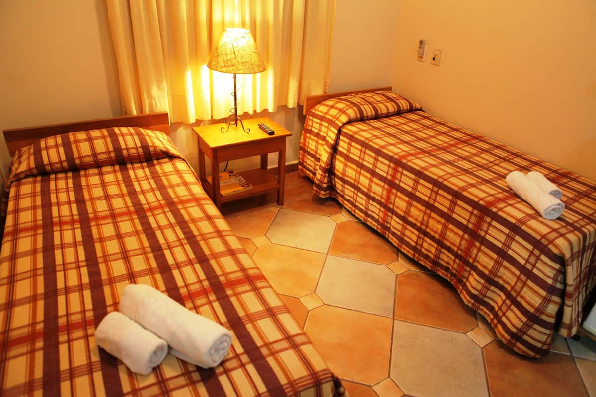 standard double room | minibar, in-room safe, free wifi, bed sheets