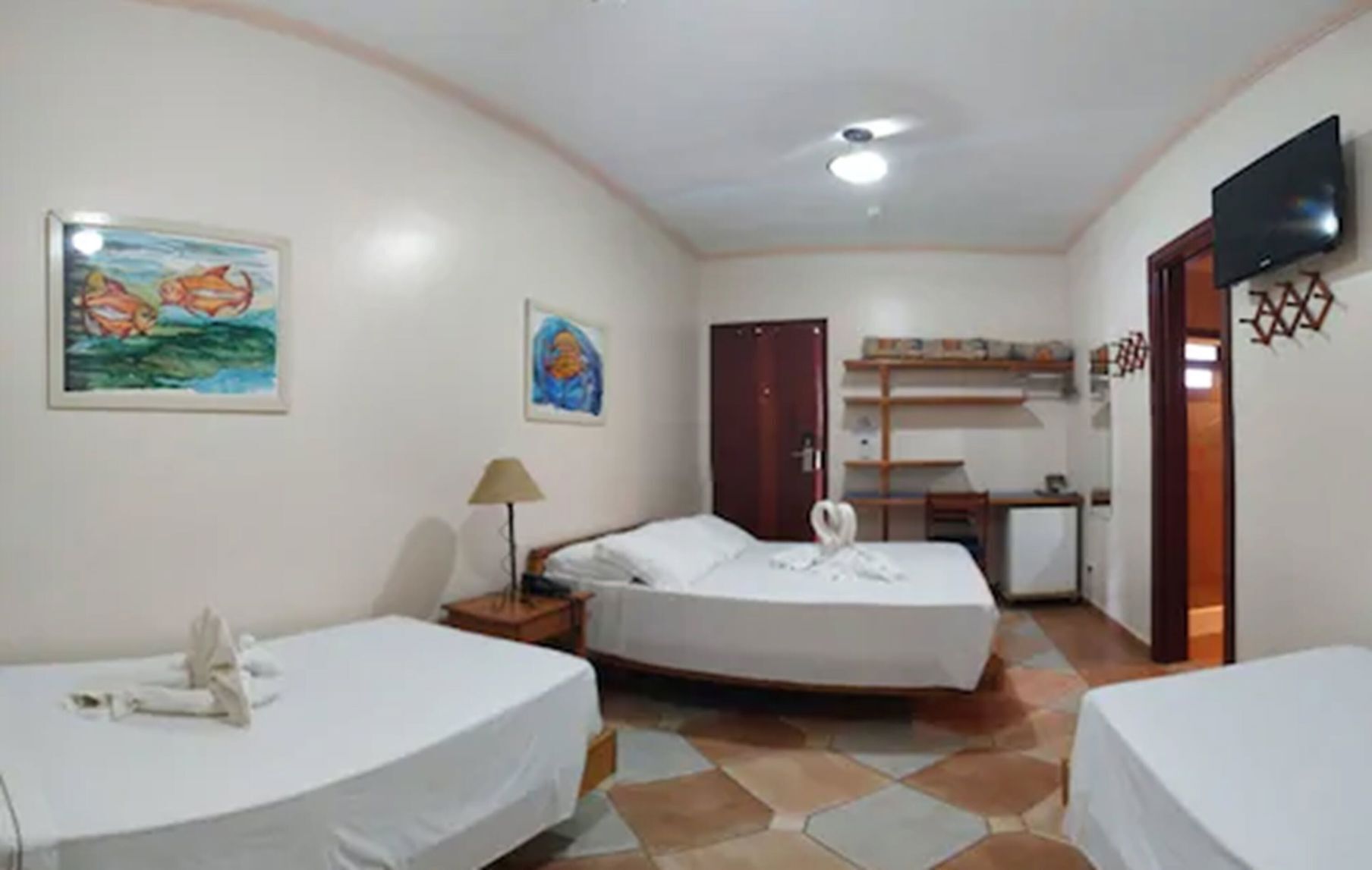 Minibar, in-room safe, free WiFi, bed sheets