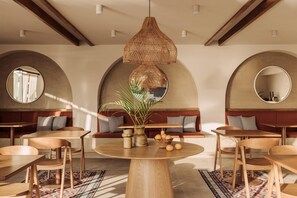 Bar (on property) - Cabo (Corfu)