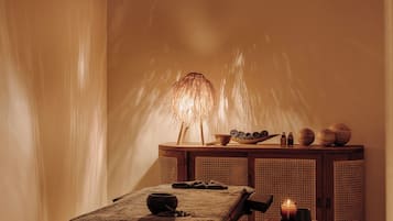 Körperbehandlungen, Aromatherapie, Körperpeelings